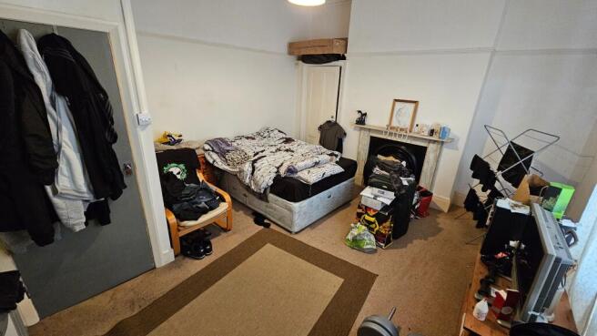 9 bed Block of Apartments for sale Image 10