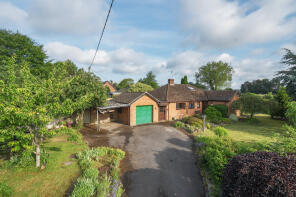 The Beeches, Netherstreet, Bromham SN15 2DP