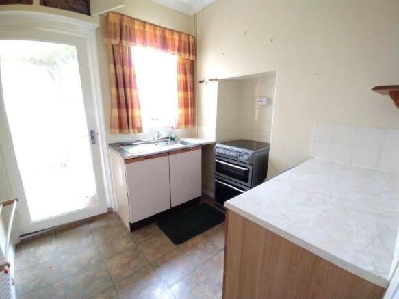 Photo 11