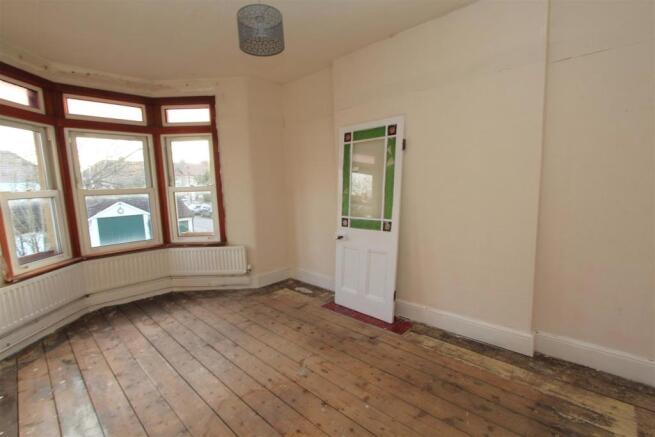 Bedroom 1.JPG