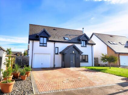 8 Ness Street, Nairn, IV12 5SL