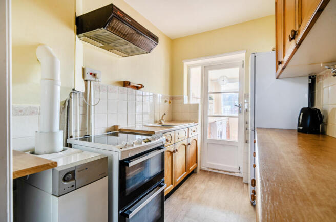 1434650-14-69c3d3...