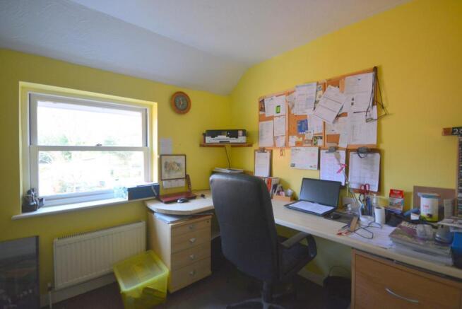 Bedroom/Study