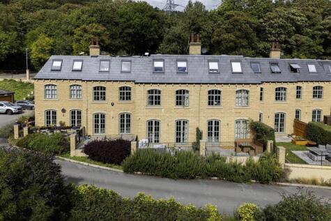 The Courtyard, Ashgrove House, Elland