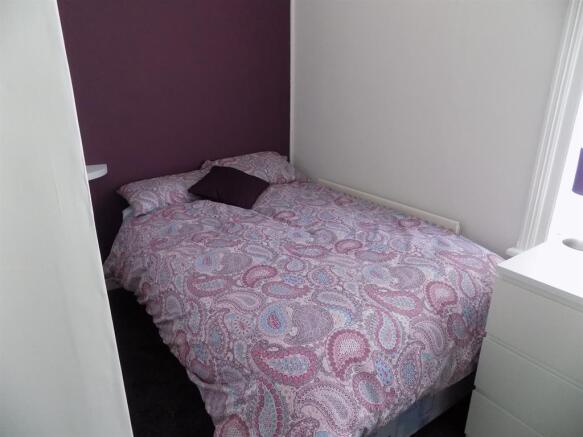 3 bed Private Halls to rent Image 8
