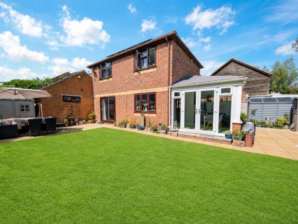 9 Rookwood Close - Back Shot.jpg