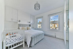 82, Swingate Lane, London SE18 2HJ