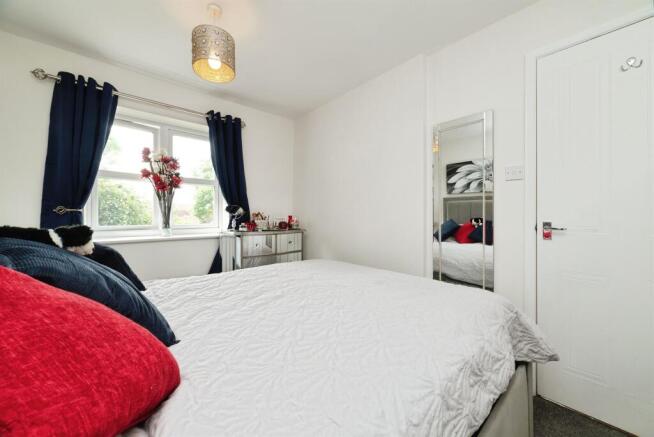 3 bed Detached for sale Image 10