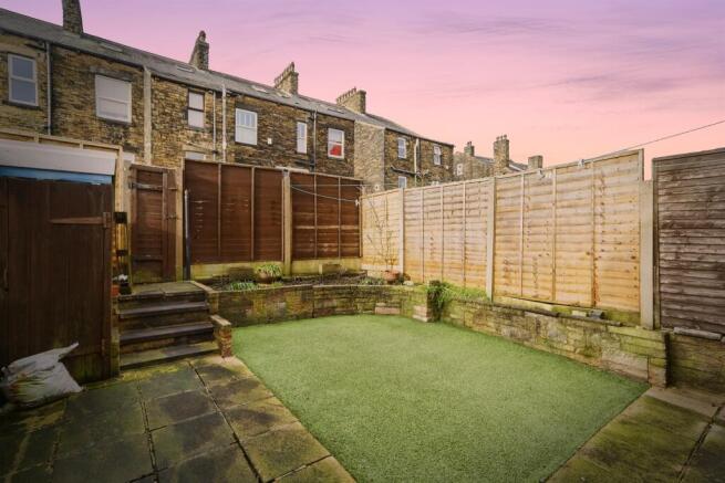 3 bed Semi-Detached for sale Image 8