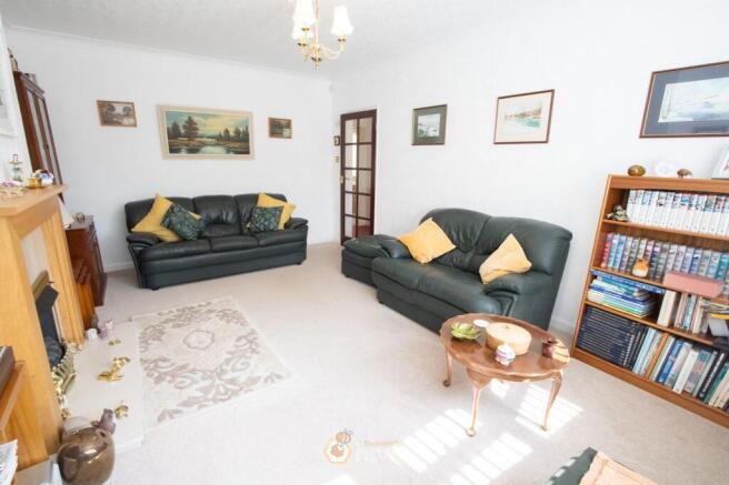 2 bed Semi-Detached Bungalow for sale Image 7
