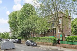 31, Shelley Court, Hanley Road, London N4 3PU