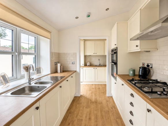 8A-Thames-Road-6f8c5d9e-10.png