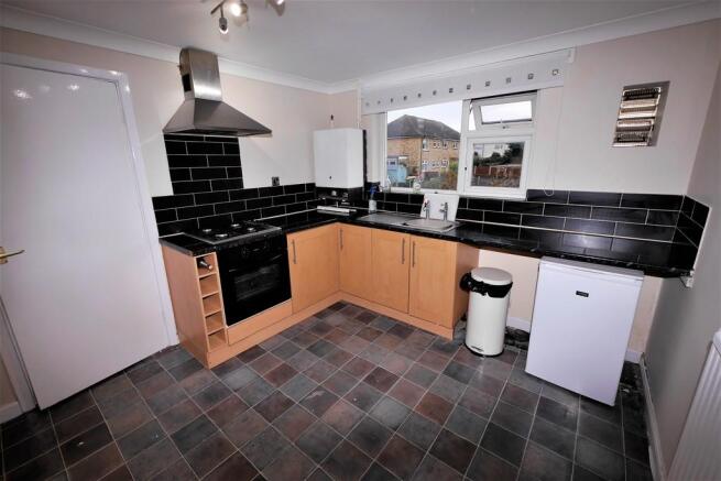 Kitchen/Breakfast...
