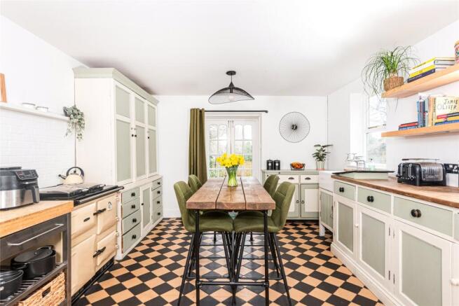 Kitchen/Breakfast Rm