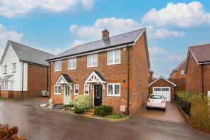 6, Welbanks Gardens, Crowborough TN6 3GA