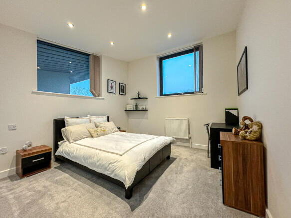 Flat 10 Barton West - Bed 2