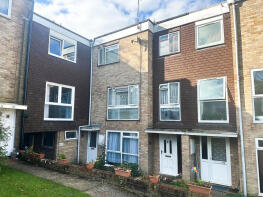 16, Hyde Heath Court, Pound Hill, Crawley RH10 3UQ
