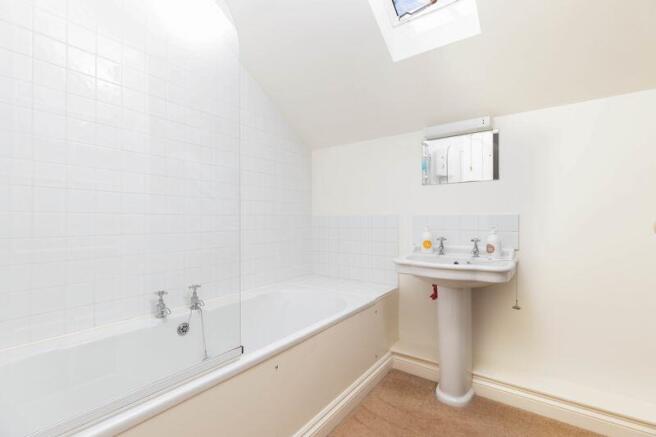 Bed 3 ensuite