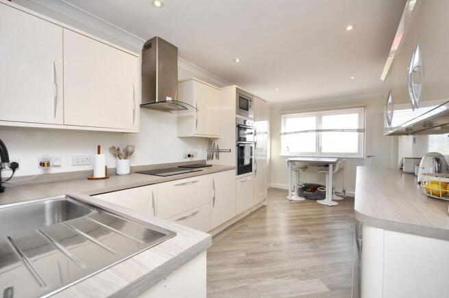 Dining kitchen