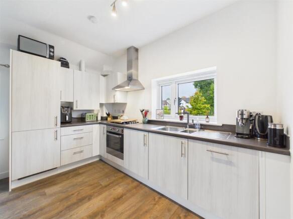 Cutler Brook Drive, Kedleston Grange, Allestree photo 4