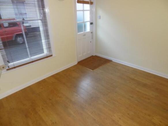6 St Edmunds living room.JPG