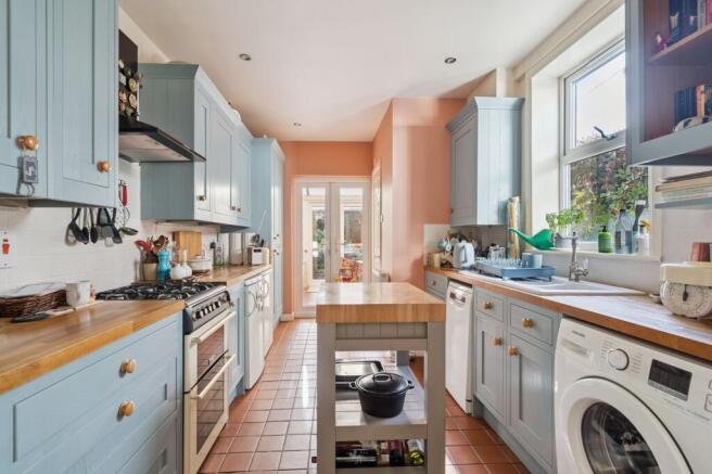 Field Road, Watford, WD19 photo 4
