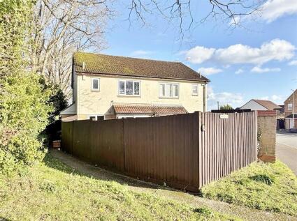 The Curlews, Verwood, Dorset, BH31