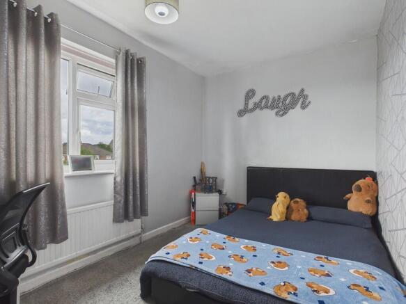 4 bed Semi-Detached for sale Image 7