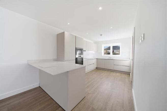 3 bed Detached for sale Image 8