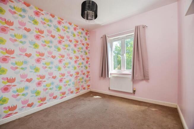 3 bed Semi-Detached for sale Image 8