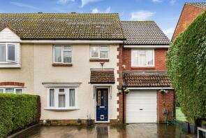 8, Wheatear Drive, Petersfield GU31 4RD