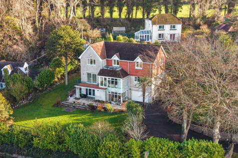 Bishopston Road, Bishopston, Swansea, SA3 3EH
