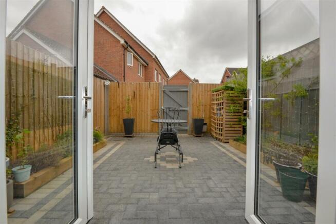 Rear Garden 1.jpg