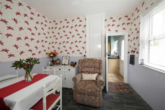 MORNING ROOM