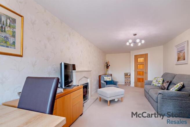 1 bed Apartment for sale Image 4