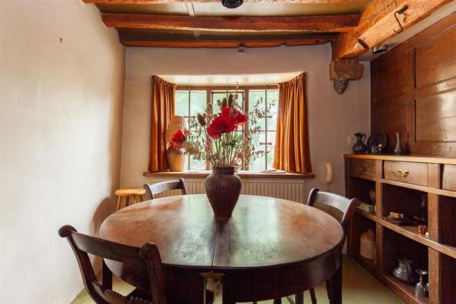 Dining Room 2.jpg