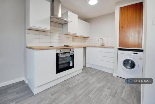Newly Fitted Kitchen