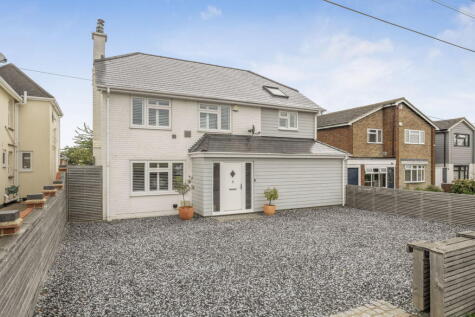 Transformational family living with air conditioning, business space and exceptional versatility.