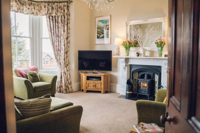 Stafell Fyw / Living Room