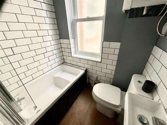 2 bed Not Specified to rent Image 5