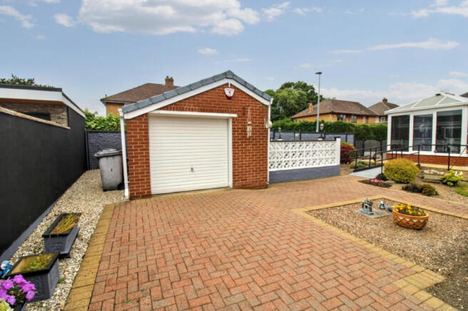 2 bed Bungalow for sale Image 10