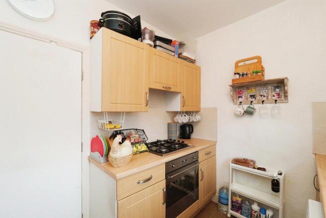Photo 11