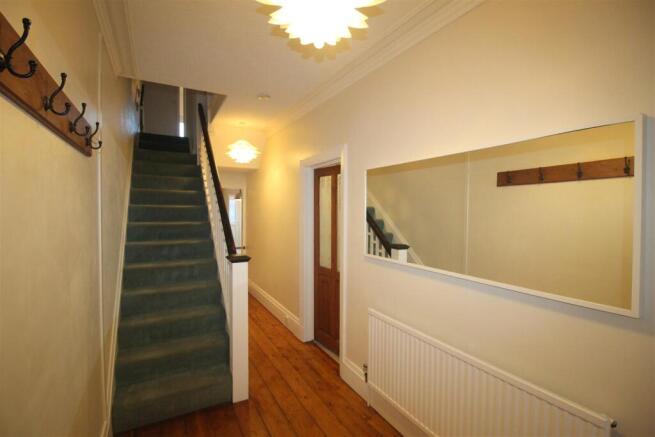 Hallway.JPG