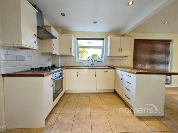 Radstock Lane, Earley, Reading photo 3