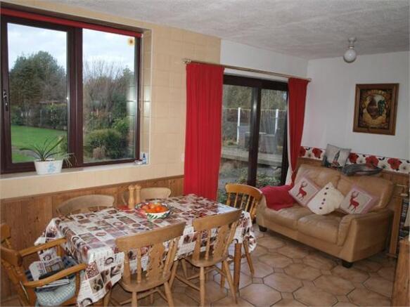 Kitchen/Dining Room