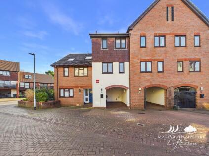 Carne Place, Port Solent