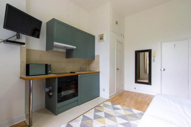 Studio to rent