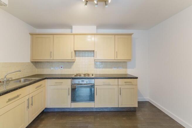 2 bed Apartment for sale Image 4