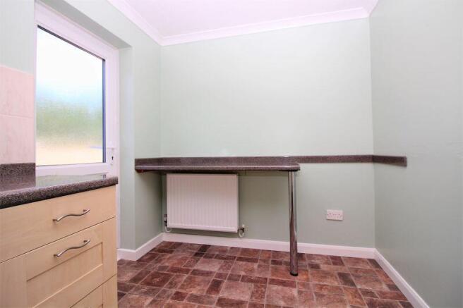 Kitchen/Breakfast Area