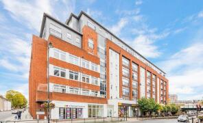 Flat 7, 91 Canon Court, Manor Road, Wallington SM6 0AP